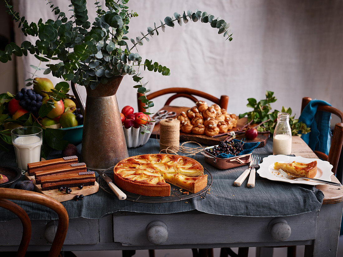 Herbstliches Kuchenbuffet