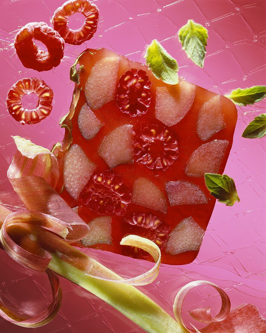 Rhubarb and raspberry jelly