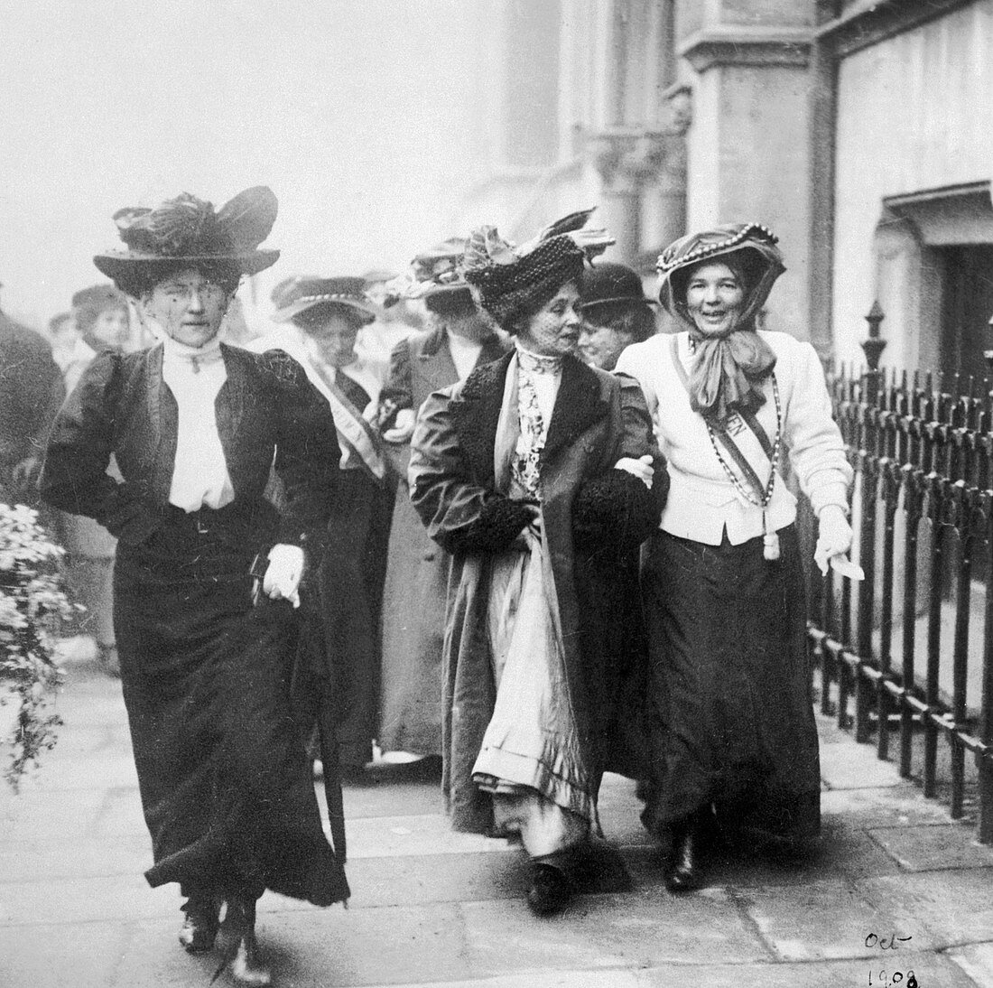 Emmeline and Christabel Pankhurst released from Gaol, 1908