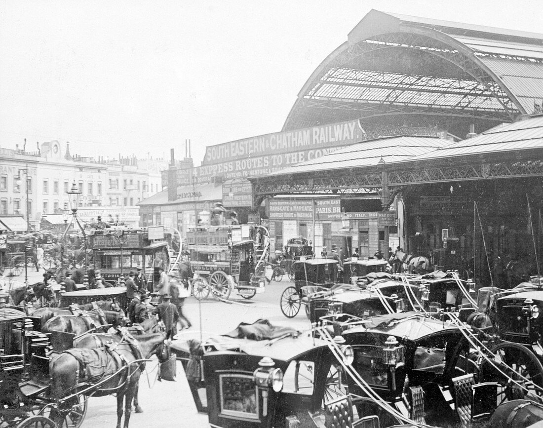 Victoria Station, Westminster, London, c1904