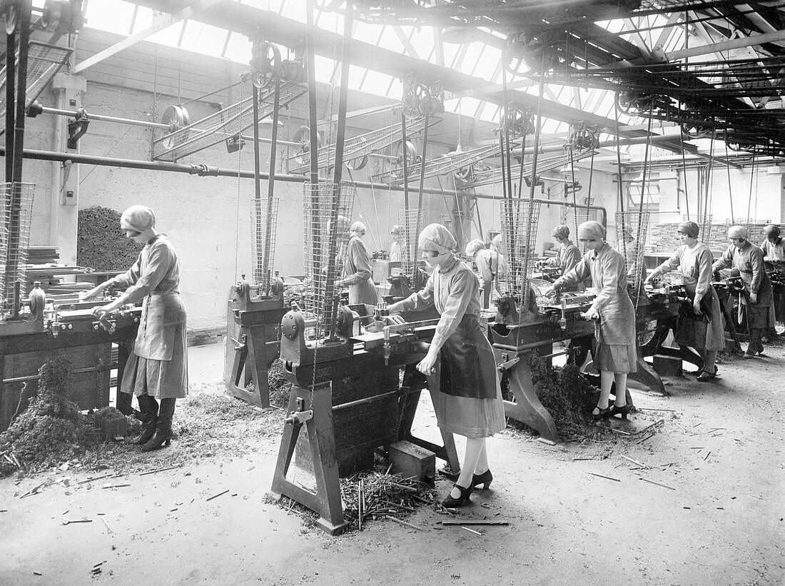 Reeves Factory, Bush Hall Park, London, 1920