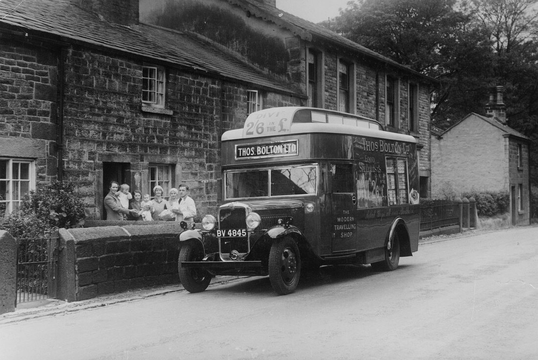 1933 Bedford 2 ton WLG truck used as a travelling shop