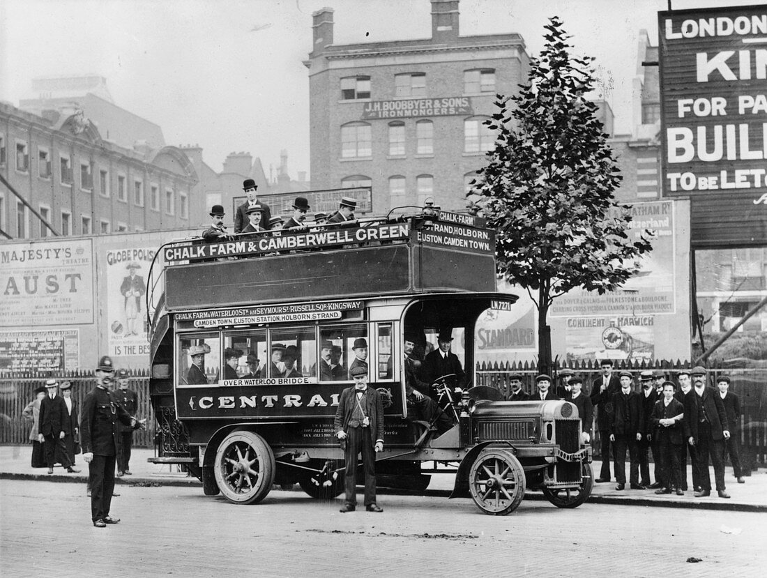 1908 Leyland bus