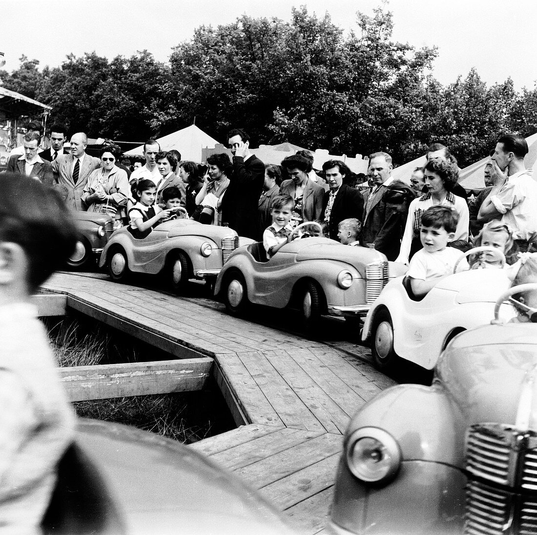 Hampstead fun fair, London, 1954
