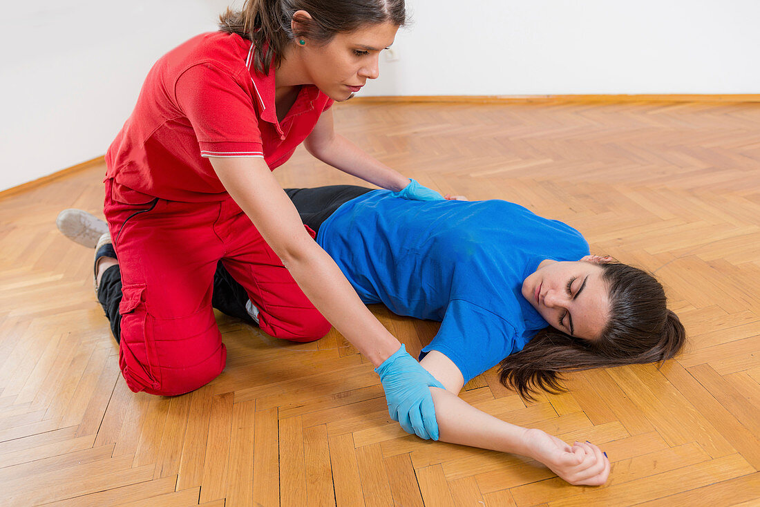 Food poisoning first aid training
