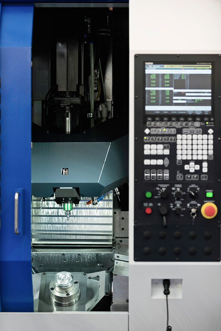 Compact automated machining centre