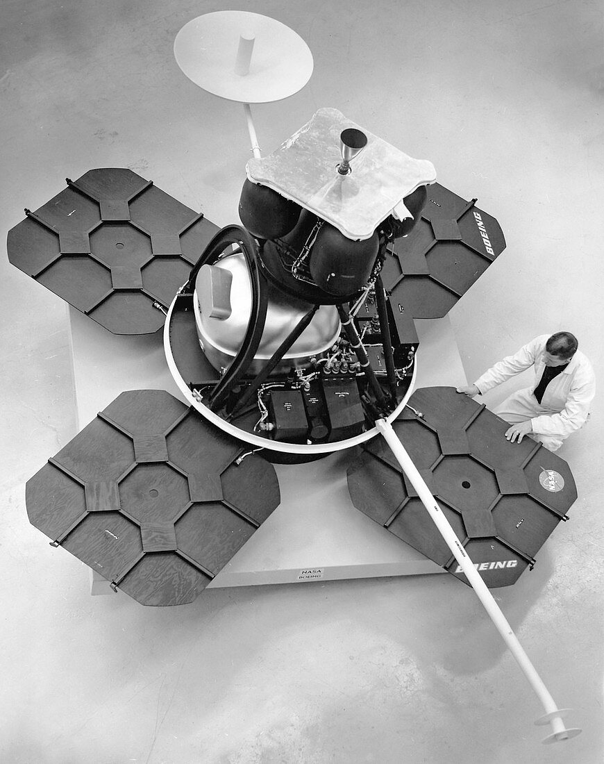 Lunar Orbiter spacecraft, 1960s