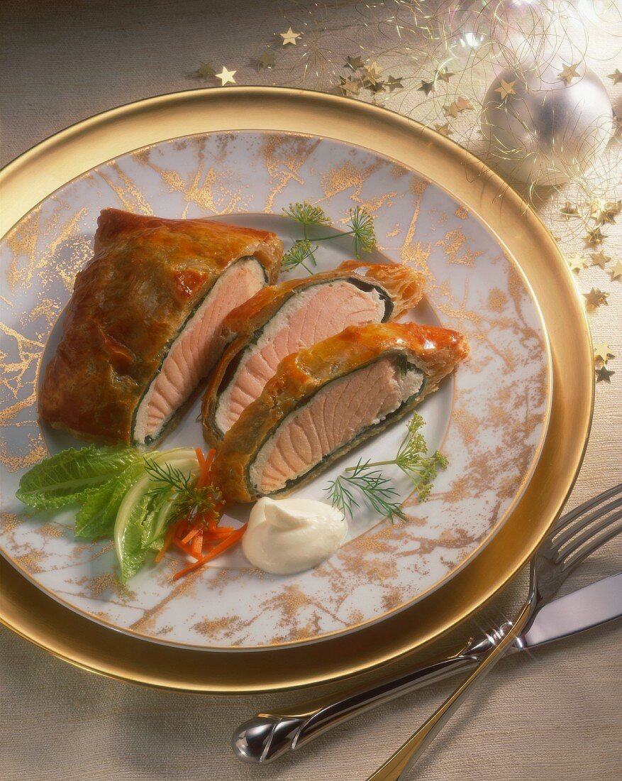 Salmon Fillet in a Puff Pastry Shell