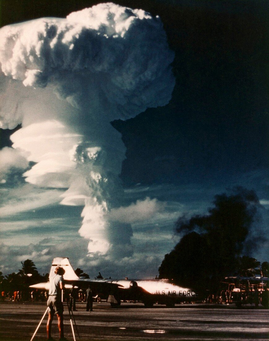 Dominic 'Arkansas' atom bomb test,1962