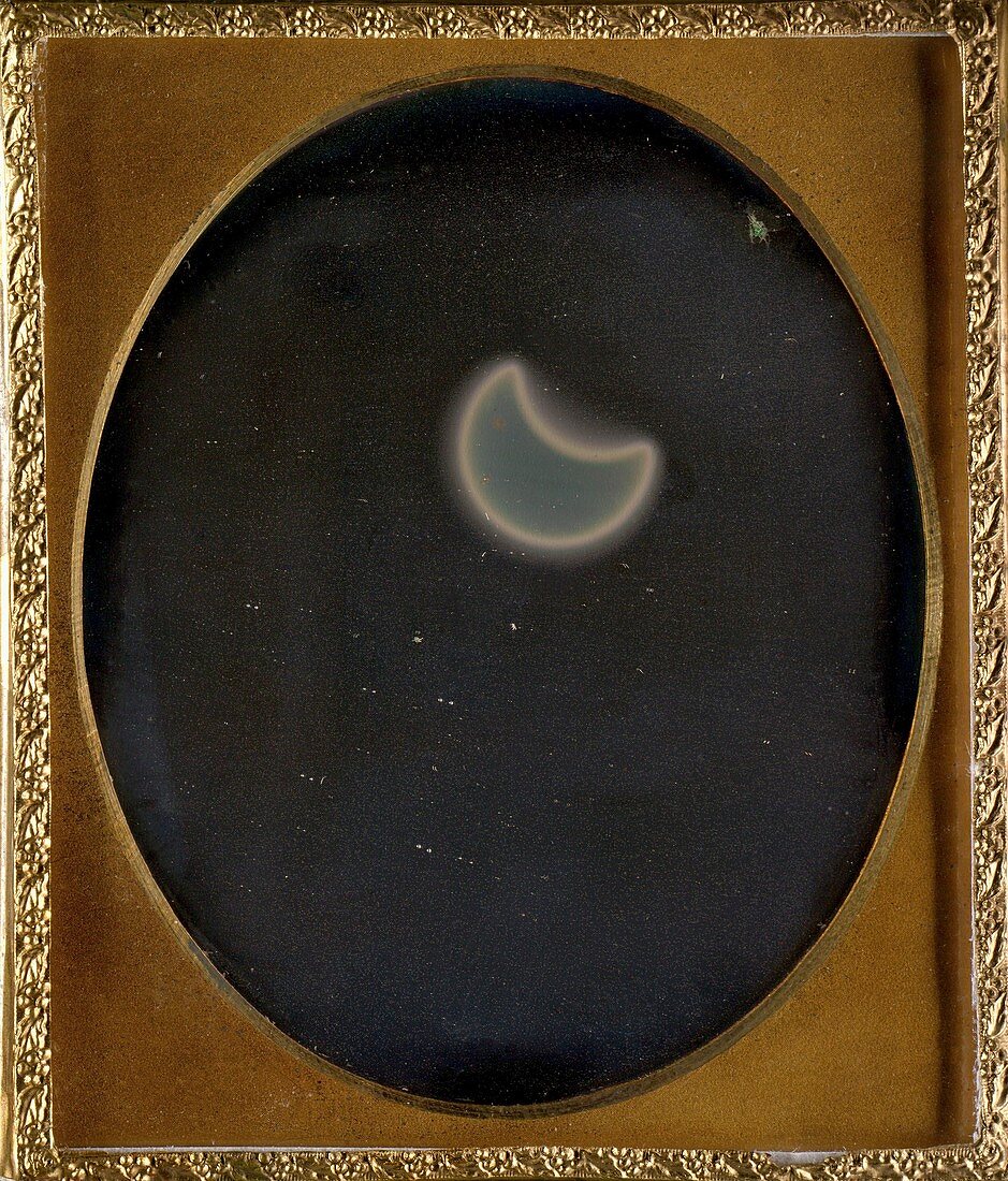 First solar eclipse to be photographed,26 May 1854