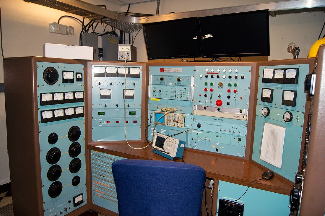 Arecibo Observatory UHF transmitter panel