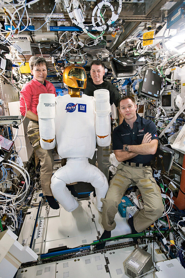 Robonaut inspection with ISS astronauts, February 2017