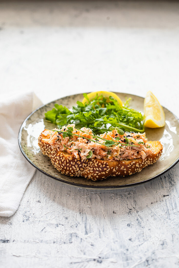 Salmon tartare on a bagel