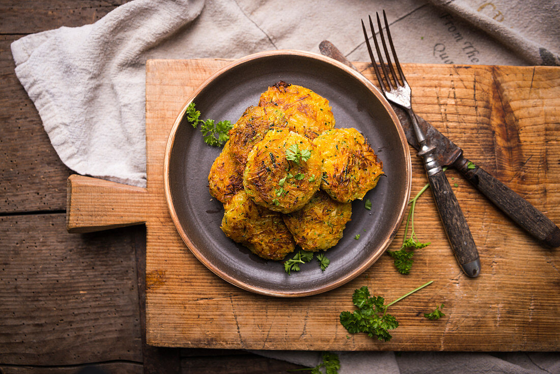 Vegan pumpkin and courgette fritters