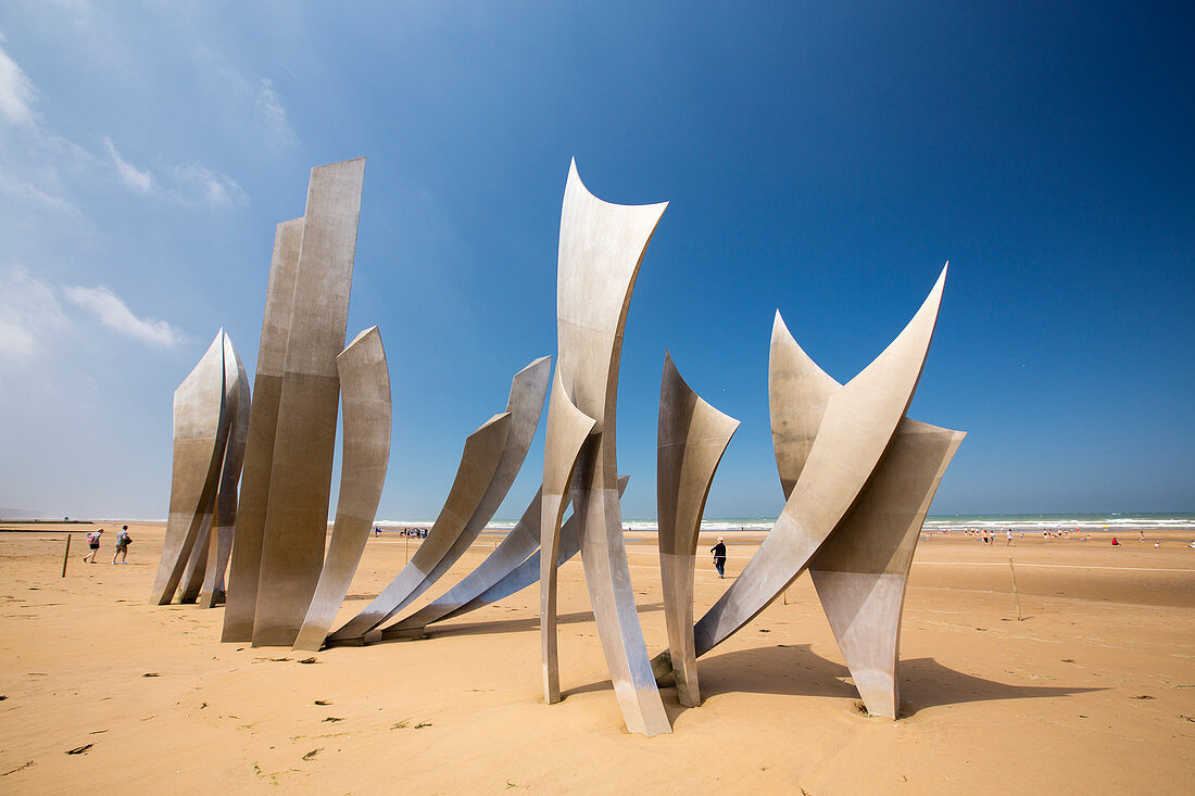 Les Braves sculpture, Omaha Beach, France