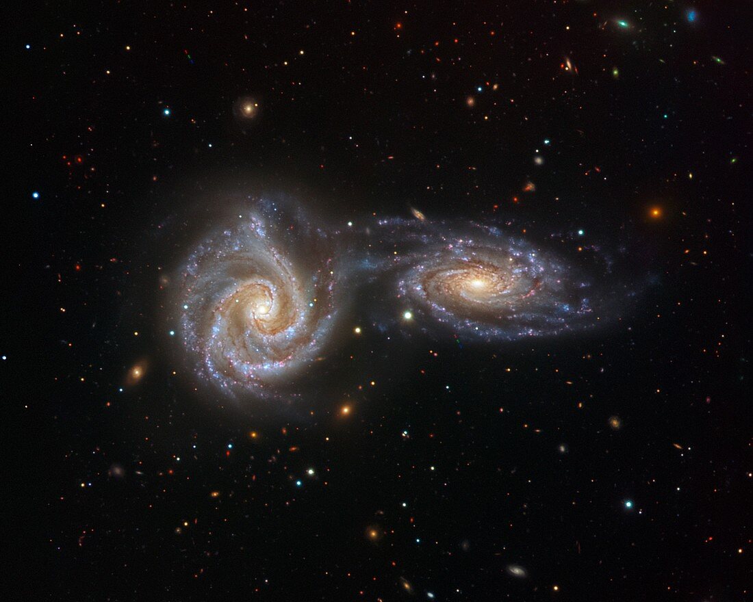 Interacting galaxies NGC 5426 and NGC 5427, VIMOS image