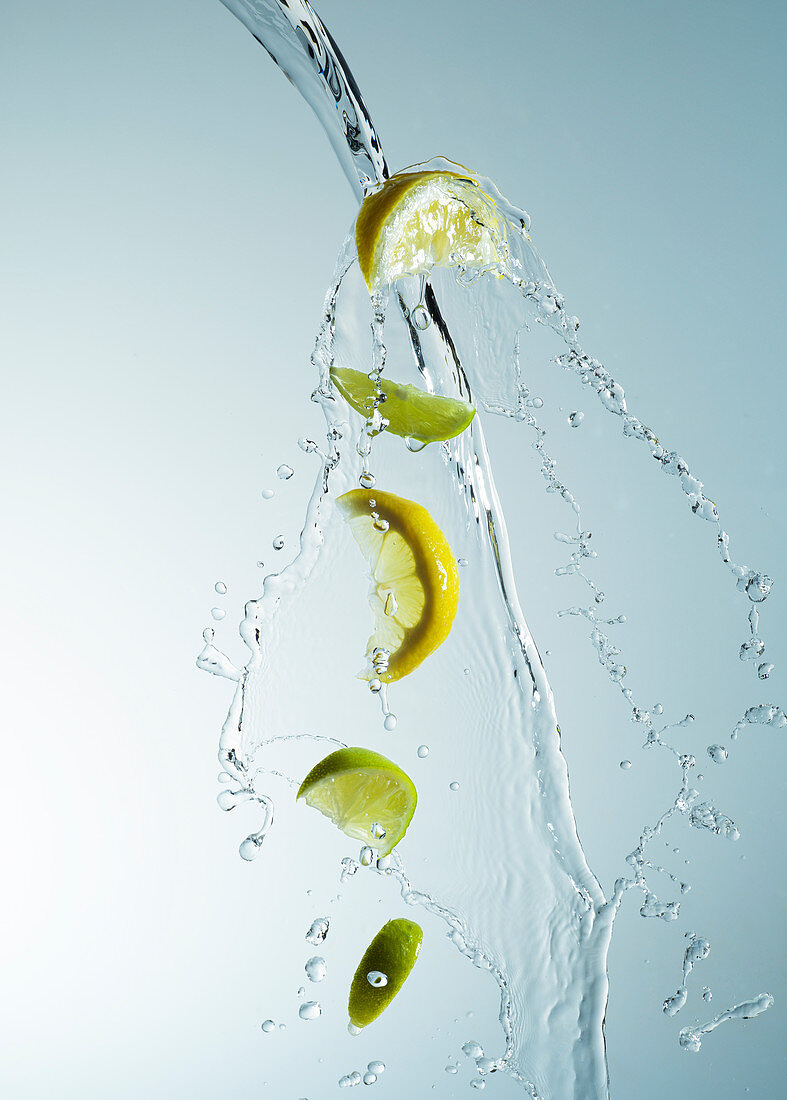 Spilling liquid and citrus fruits