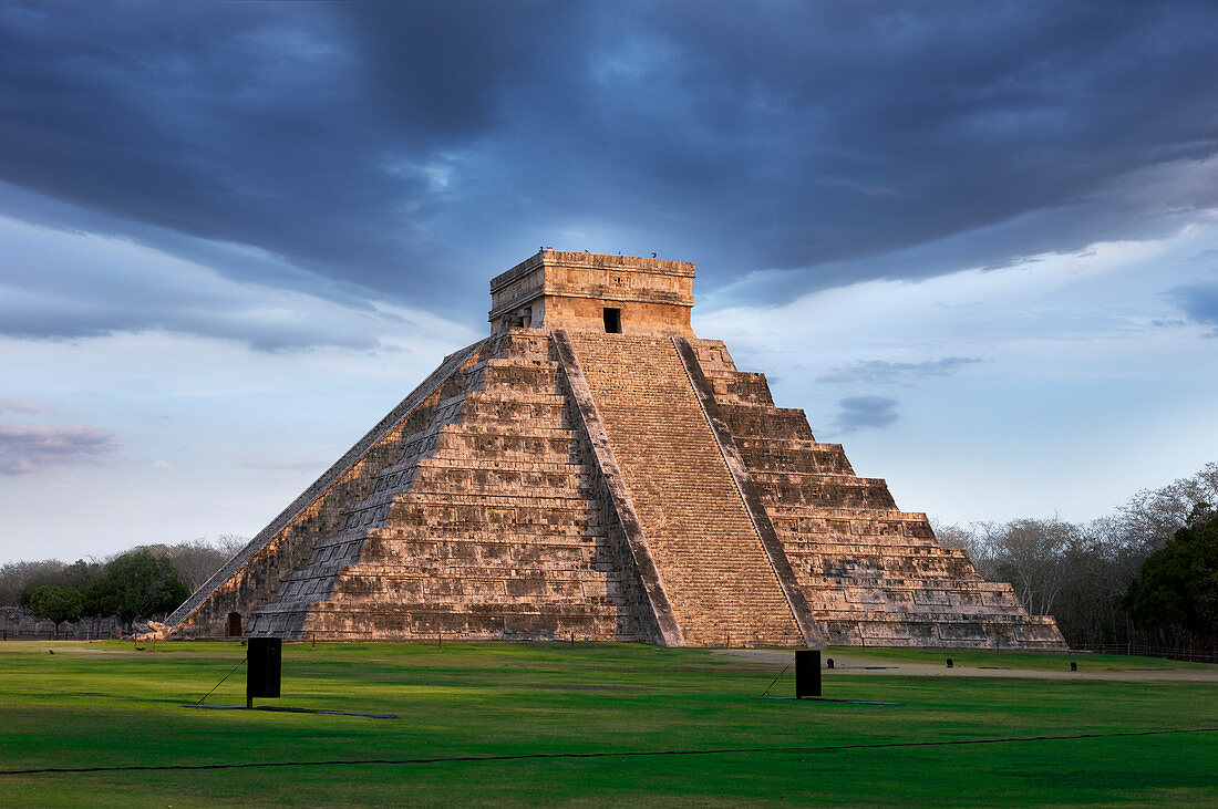 Mayan Pyramid, Chichen Itza, Mexico