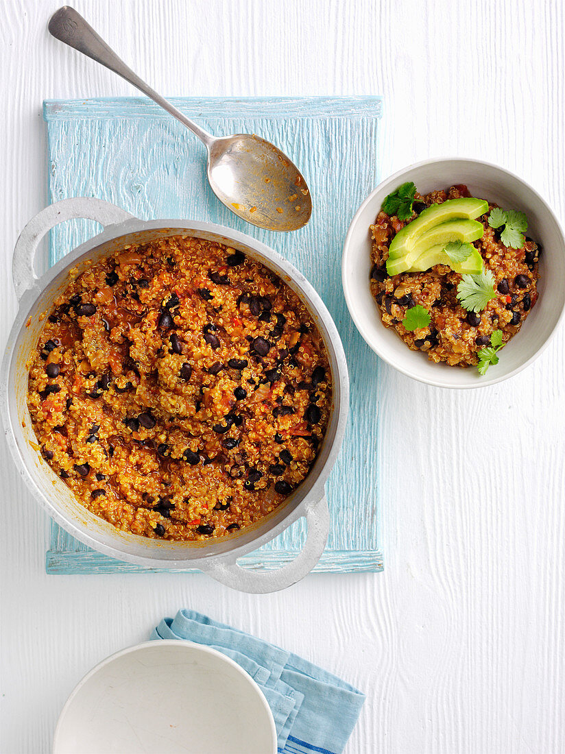 Vegan quinoa and black bean chilli