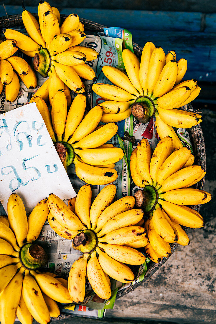 Bananen auf Markt in Chanthaburi (Thailand)