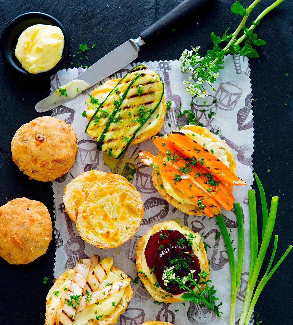 Cheddar scones with vegetables and mayonnaise