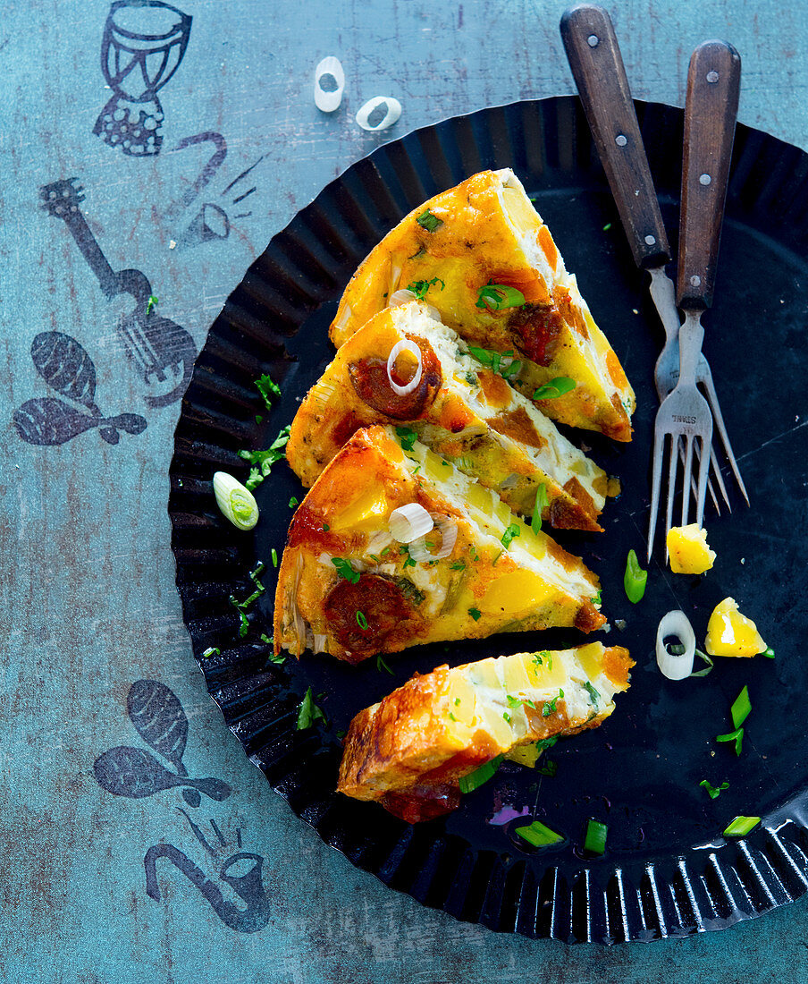 Party frittata with potatoes and leek