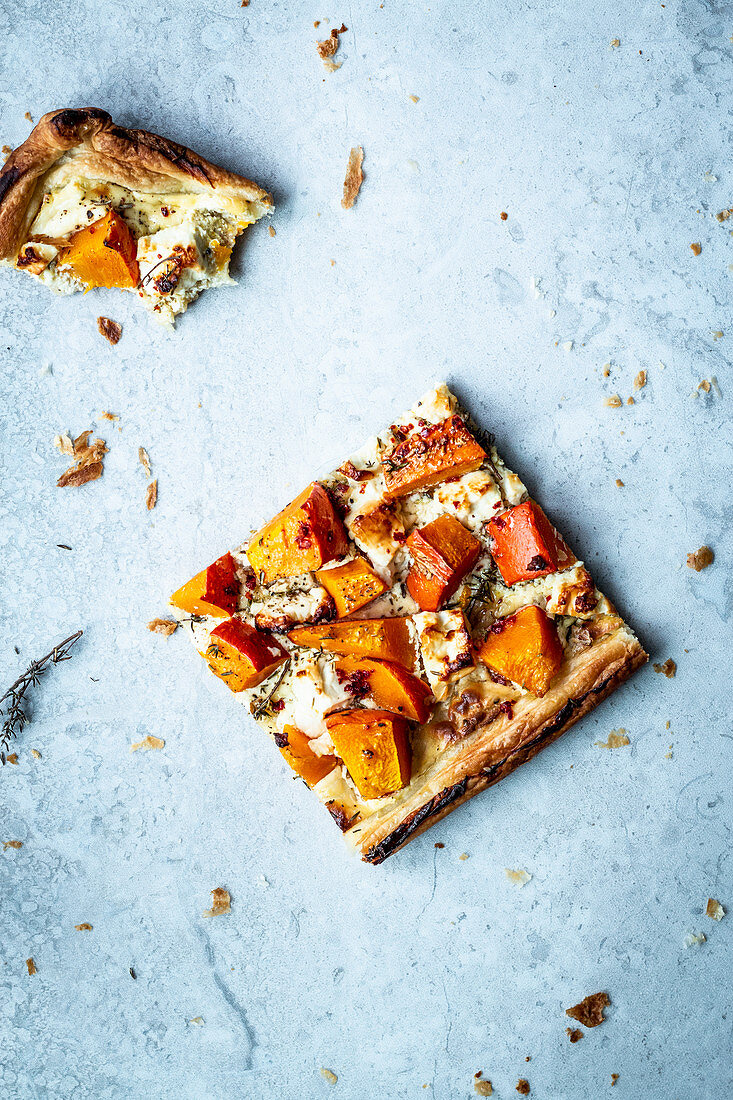 Quick puff pastry pizza with pumpkin, feta cheese and chilli honey