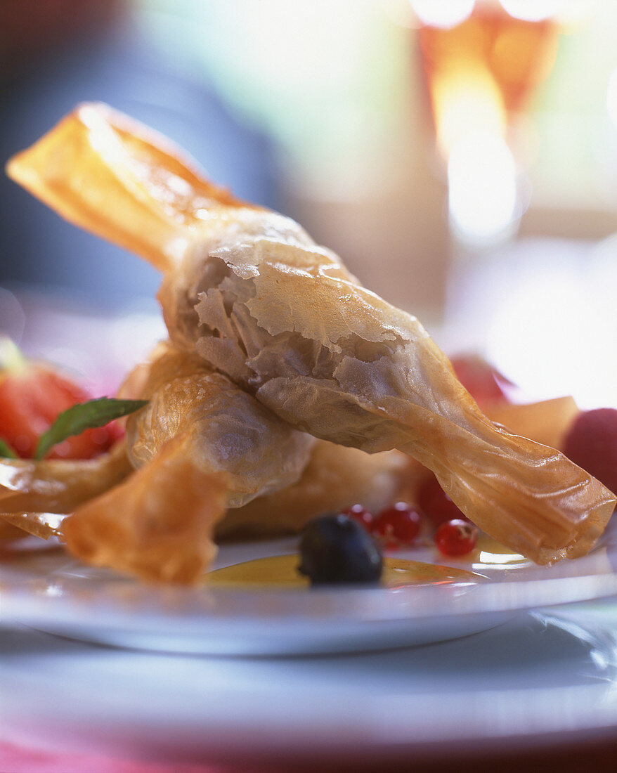 A filo pastry bonbon with berries