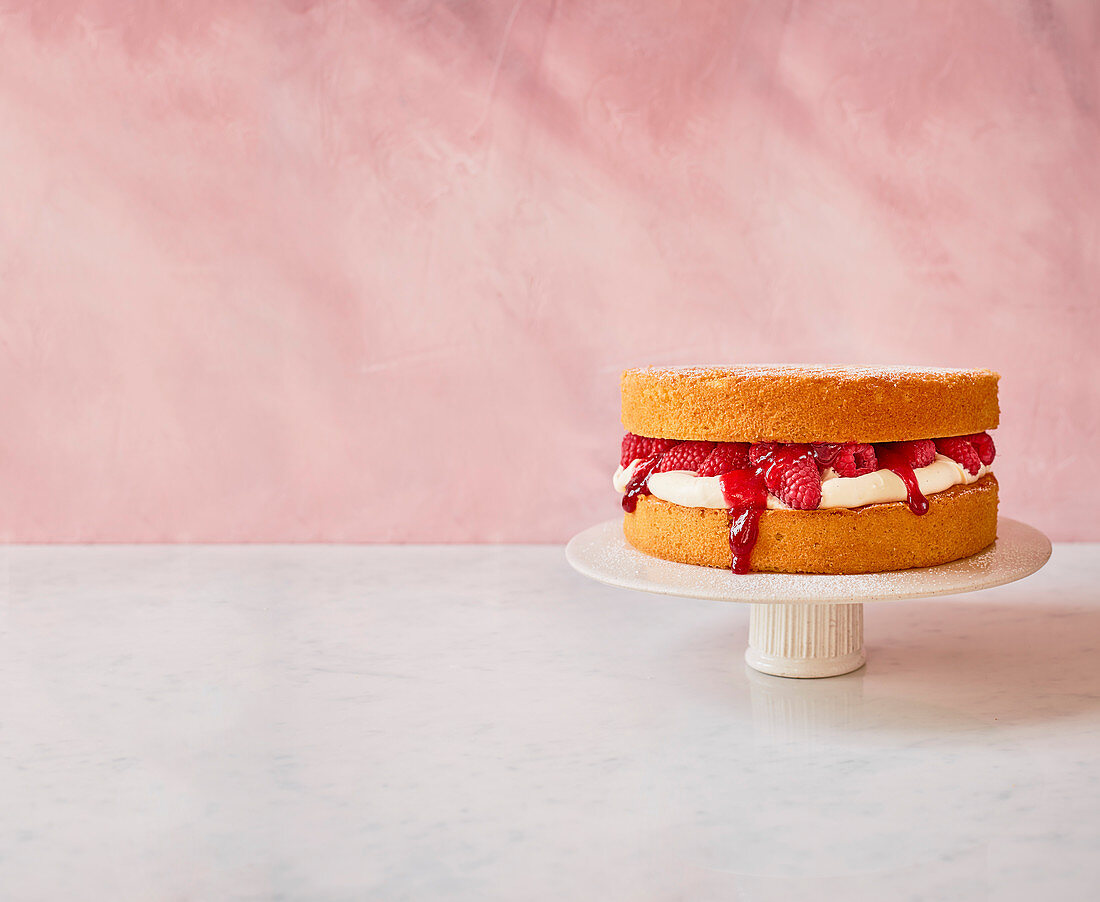 The lightest Victoria sponge with raspberries