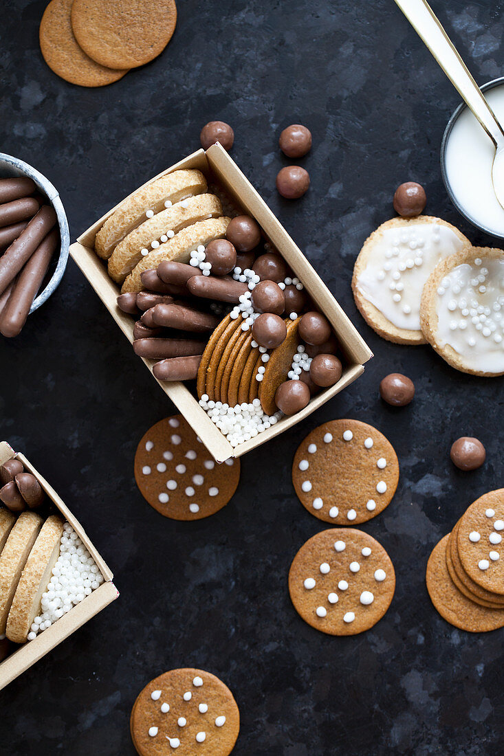 Holiday cookie baskets with gingersnap cookies and various chocolates