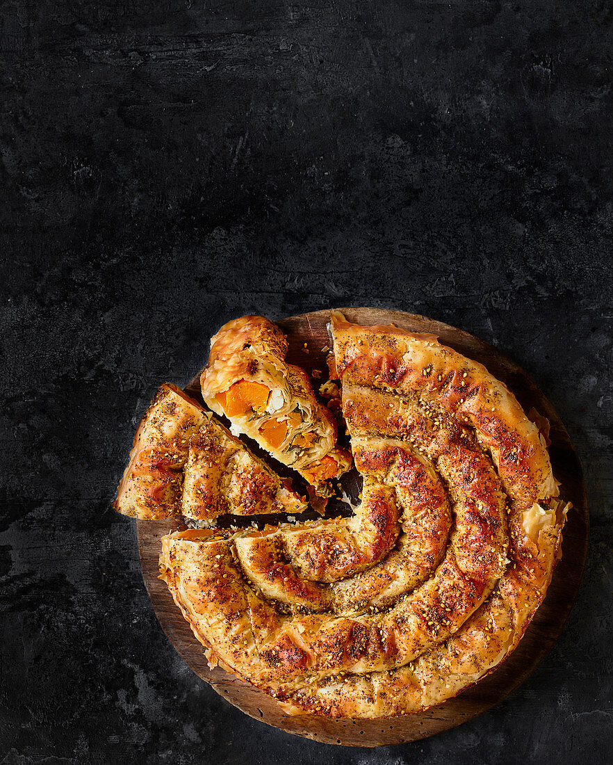 Börek gefüllt mit Kürbis, Mangold und Feta (Türkei)