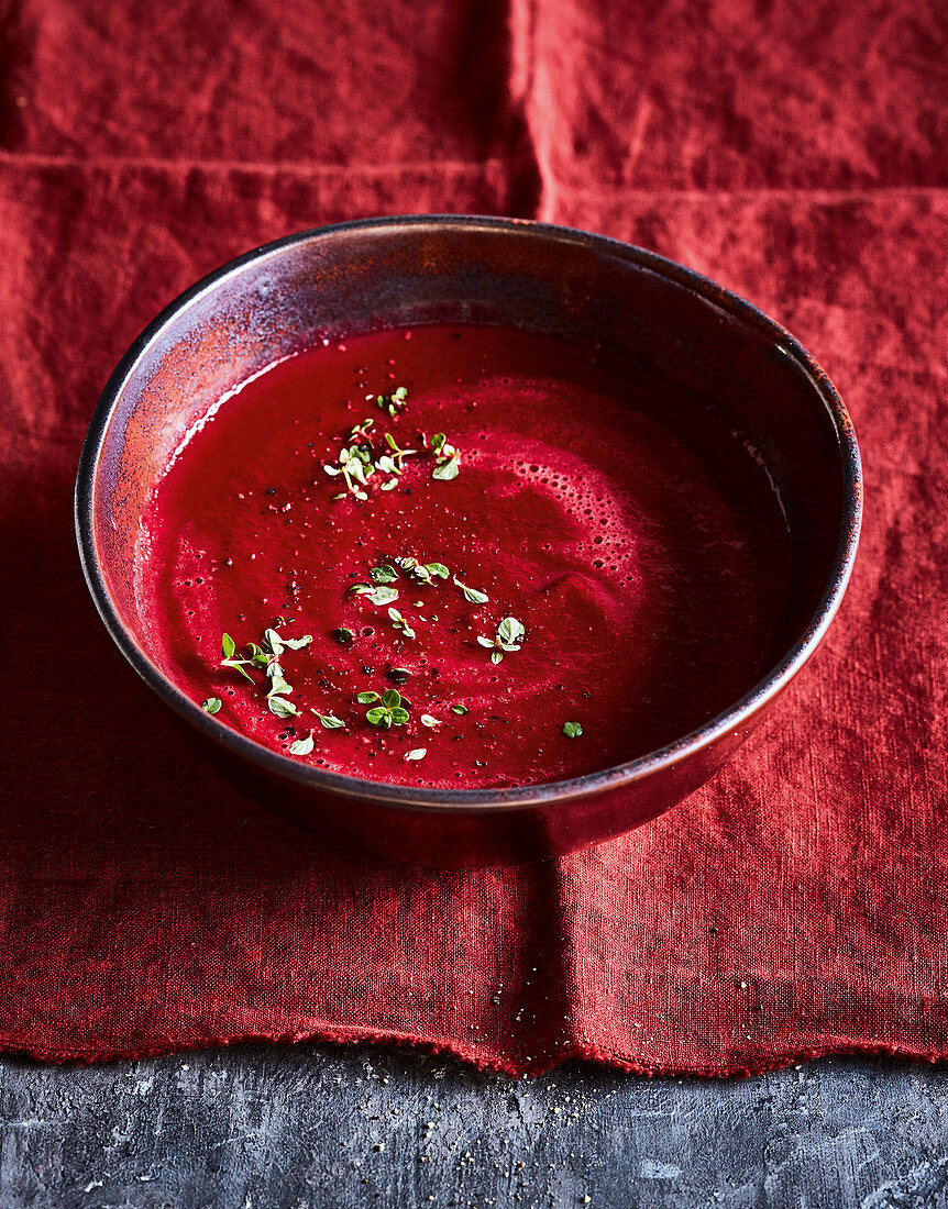 Vegan beetroot and pear soup with potatoes