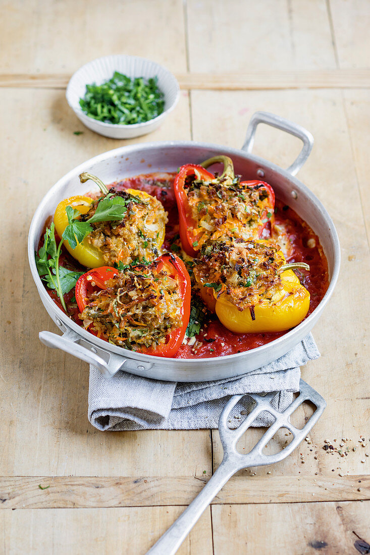 Gefüllte Paprika mit Grünkern