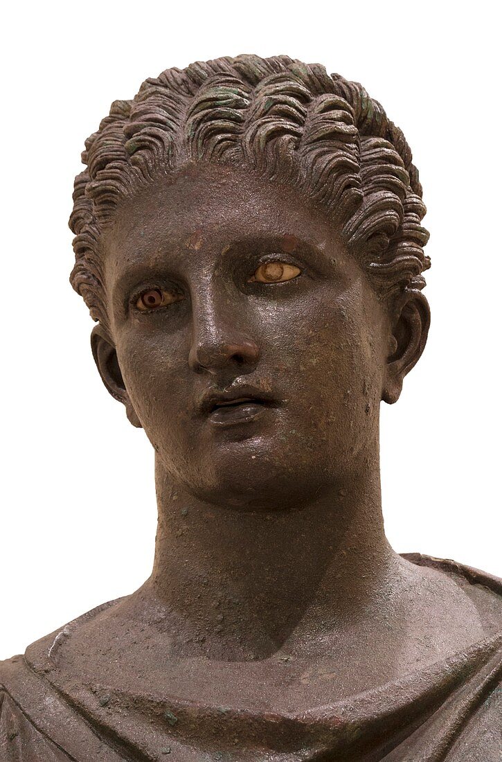 Bronze statue of the goddess Artemis.