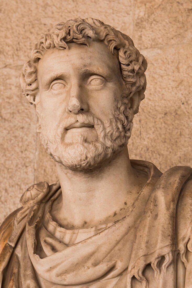 Emperor Antoninus Pius bust