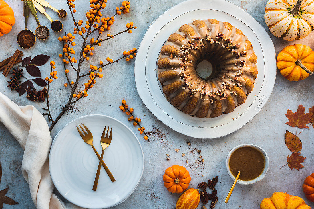 Autumnal pumpkin bundt cake with chai and pecans