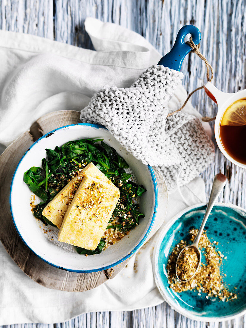 Spinach and Dukkah with Tofu