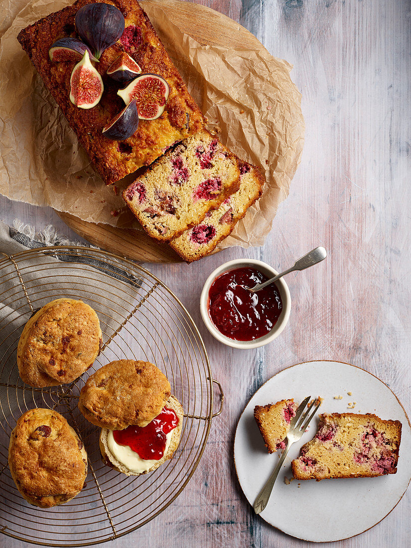 Breakfast with scones and fig loaf cake