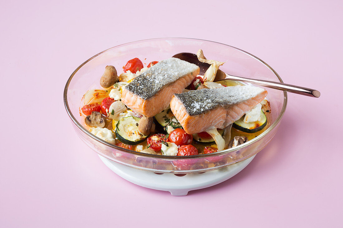 Salmon fillet with Mediterranean oven-roasted vegetables (keto cuisine)