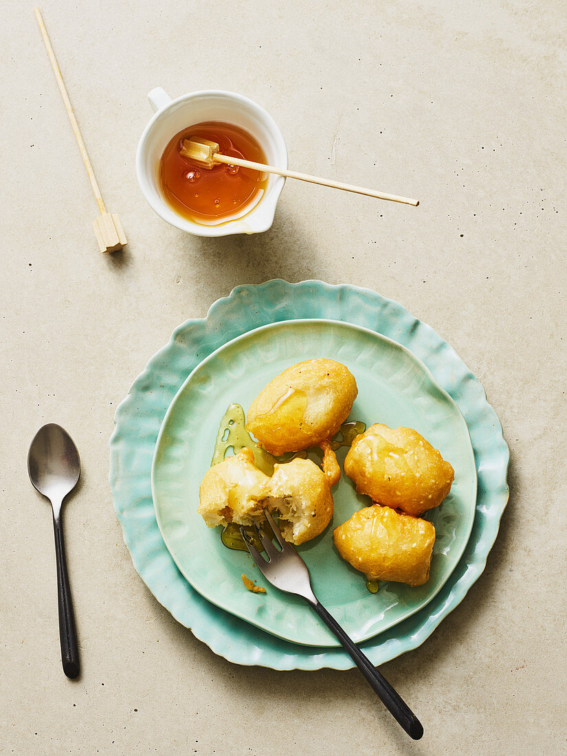 Baked bananas with honey (Thailand)