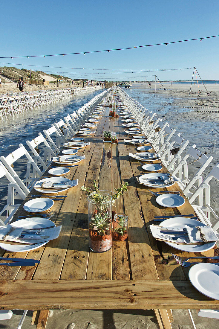 Tisch für 480 Personen, Shinju Matsuri Festival, Broome, Kimberley, Westaustralien