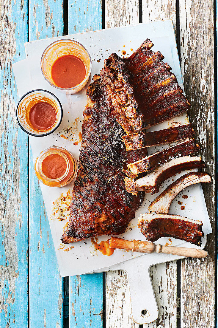 Pork ribs in Carolina dirt rub with pantry barbecue sauce