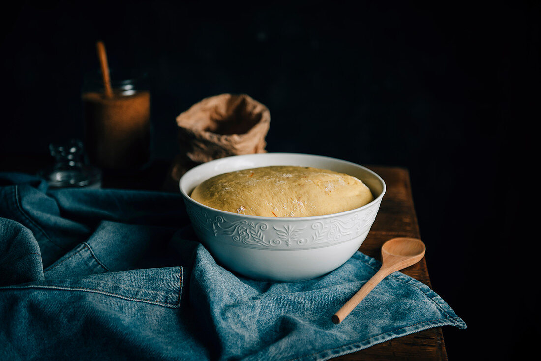 Yeast dough with saffron