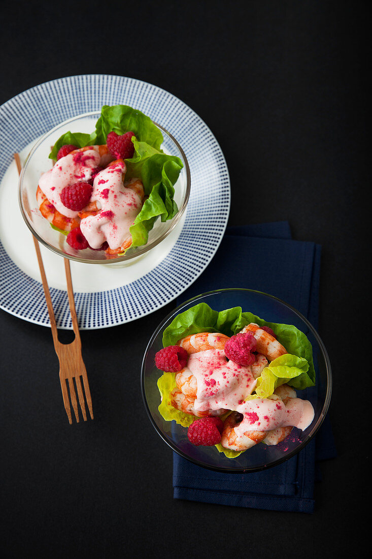 Garnelen-Cocktail mit Himbeer-Mayonnaise