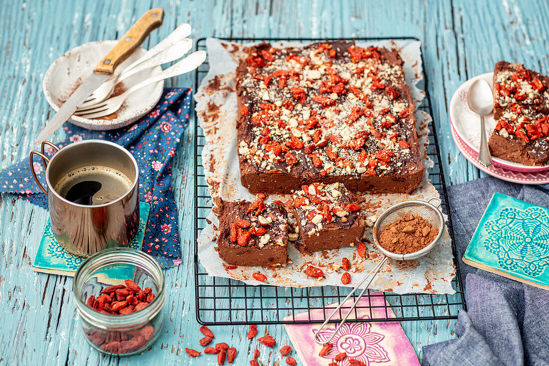 No bake brownie made with chickpeas and dark chocolate