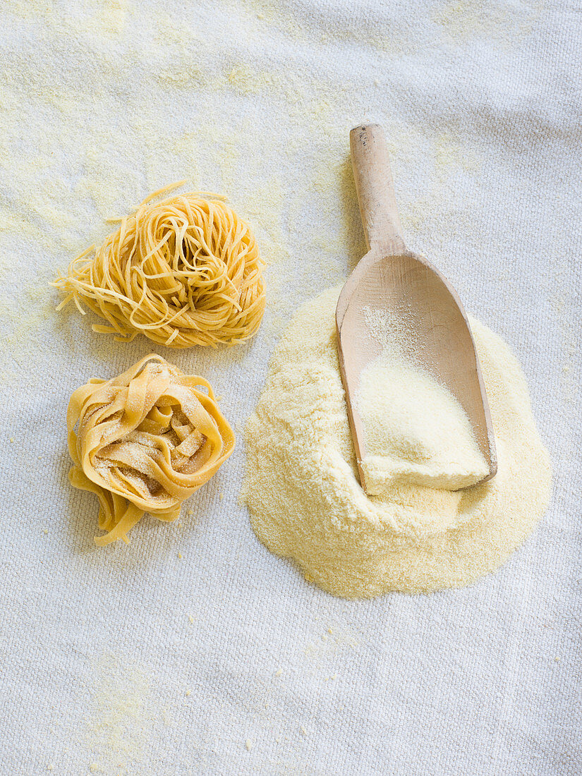 Selbstgemachte Pasta und Grieß