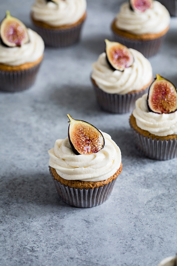 Feigen-Cupcakes mit Vanille-Frosting