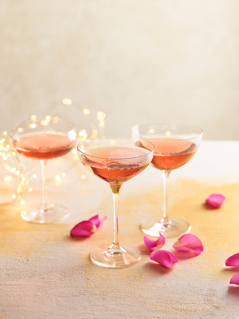 Rosen-Granatapfel-Cocktail