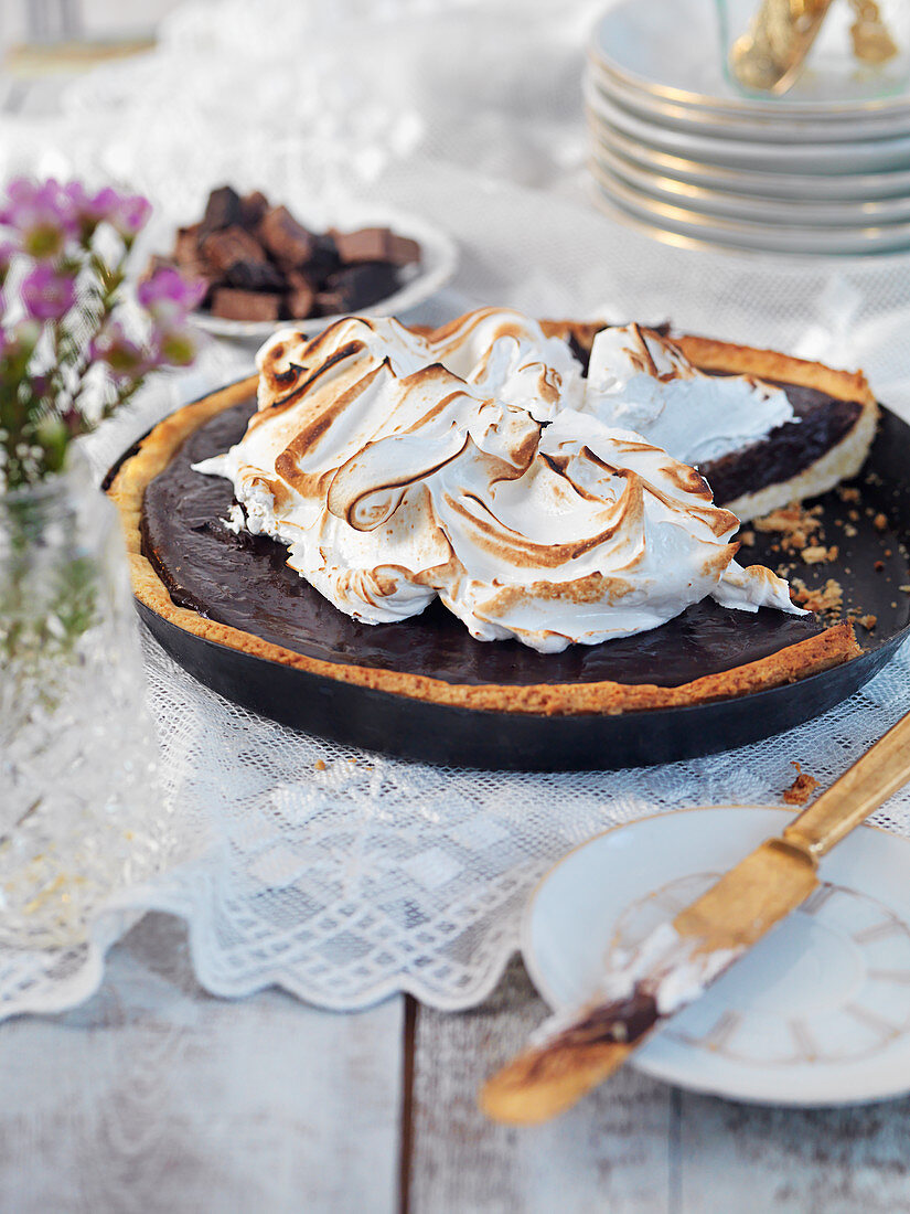 Chocolate cake with meringue