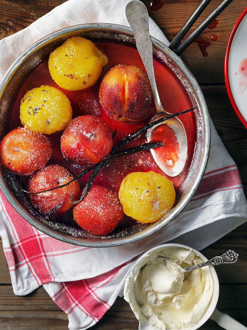 Baked plums with vanilla yogurt